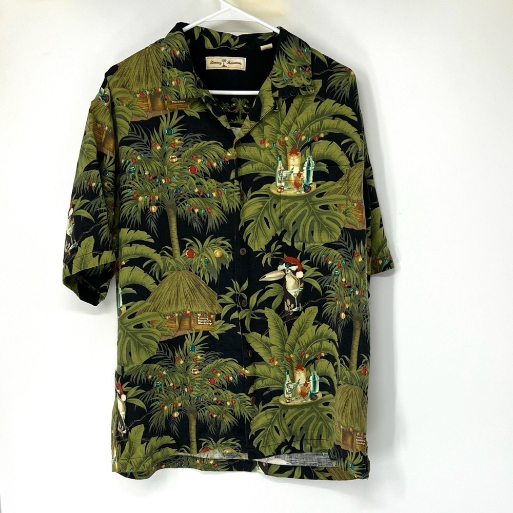Tommy Bahama silk button down shirt men’s medium